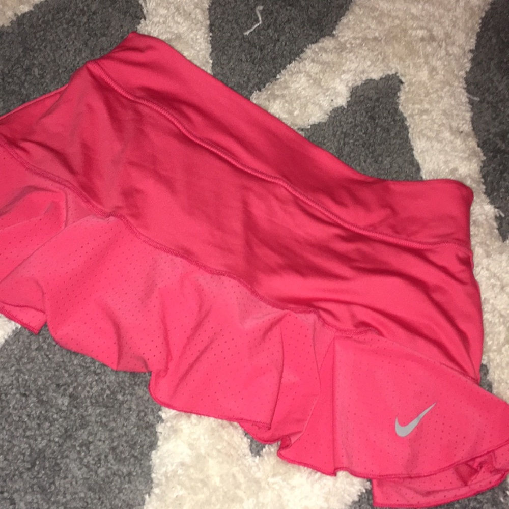 BRAND NEW NEVER WORN PINK NIKE TENNIS SKIRT/shorts